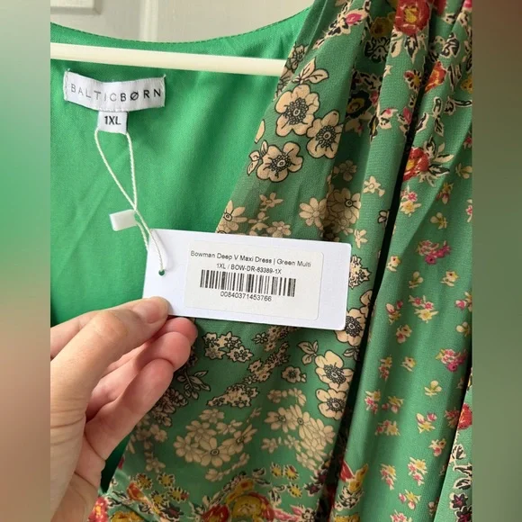 NWT Baltic Born Bowman Deep V Maxi Dress | Green Multi Size 1XL - Picture 4 of 7